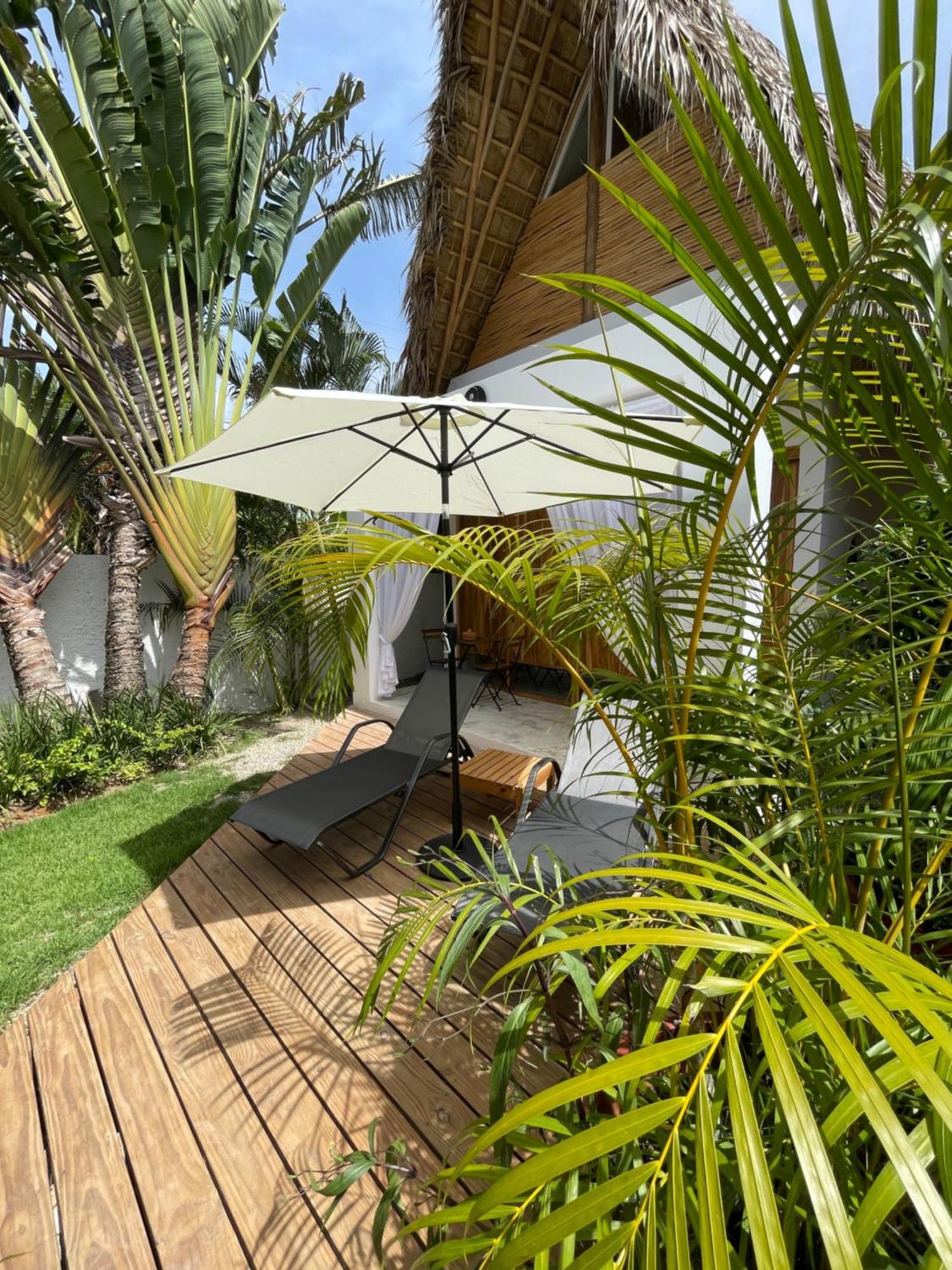 Leeloo Boutique Hotel Лас Теренас Екстериор снимка
